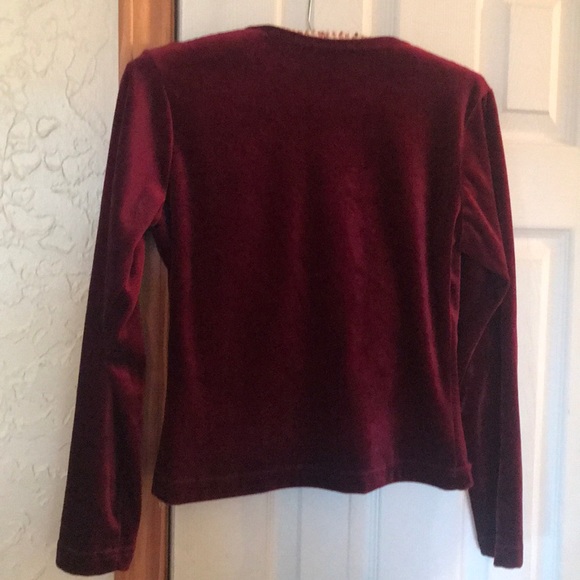 Top - Picture 2 of 3